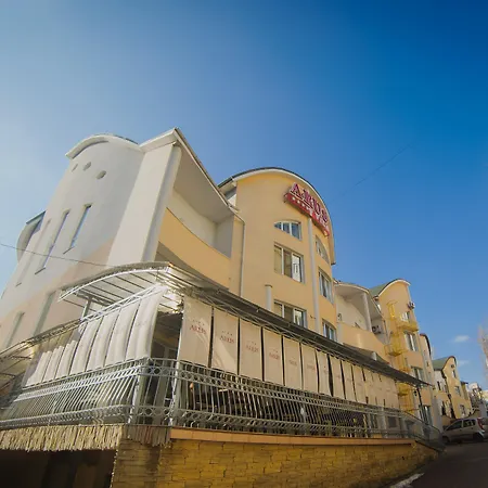 Hotel Arus 4*
