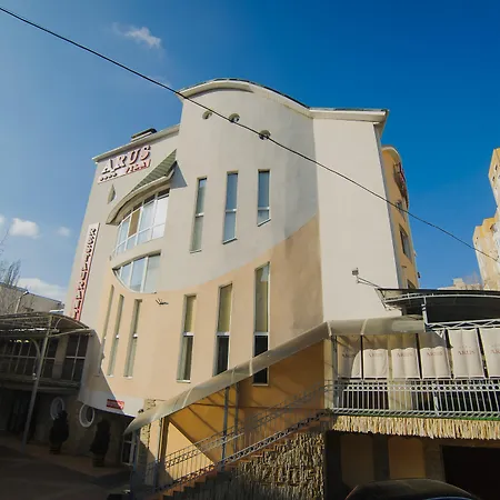Arus Hotel Kischinau