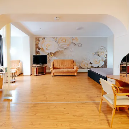 Arus Hotel
