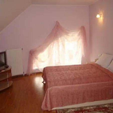 Hotel Arus